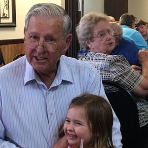 Meet your Posher, Lori